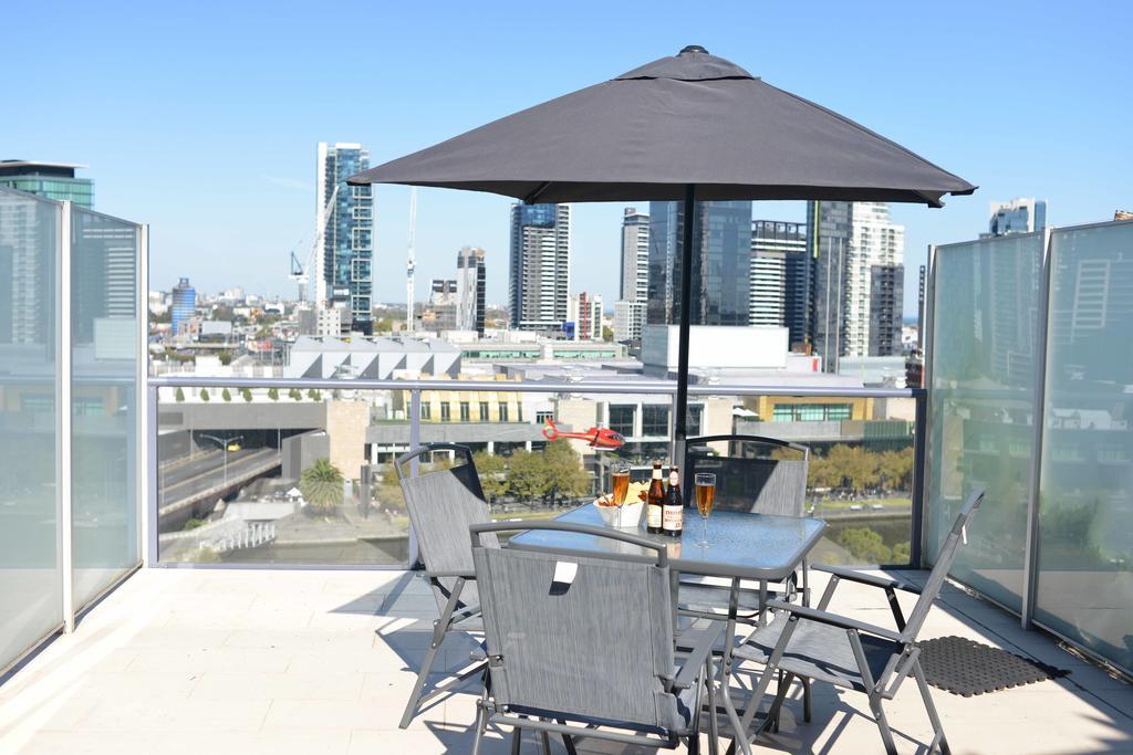 Northbank Residences By Apartments Of Melbourne Room photo